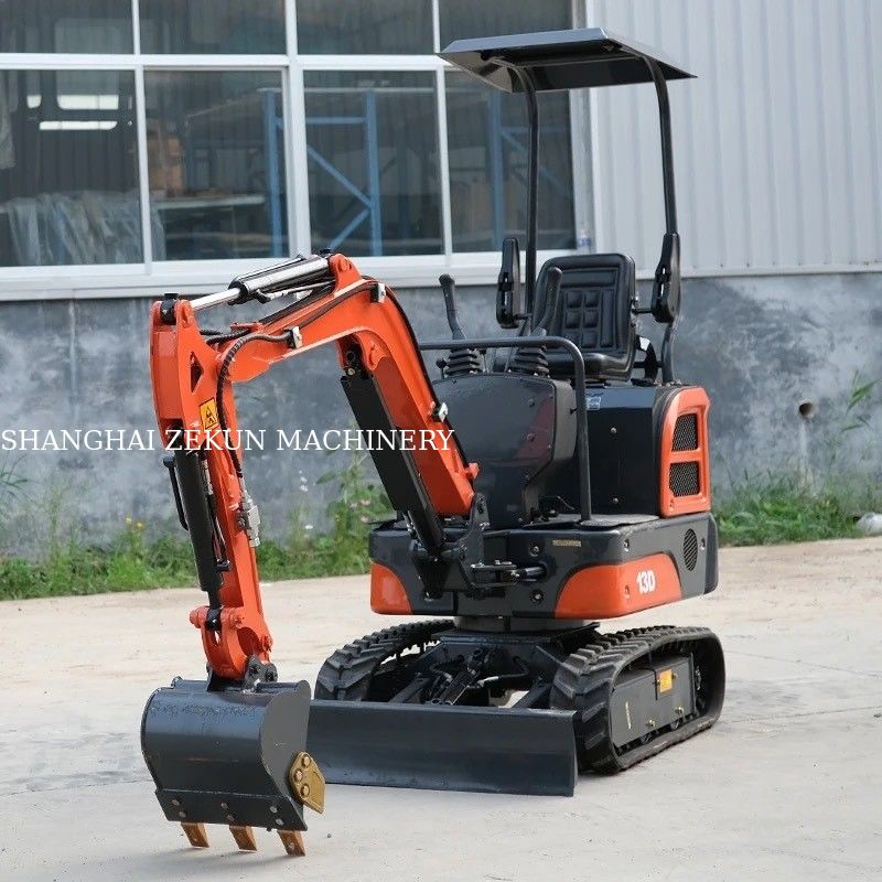 2.5Ton Mini Excavator 8.6KW Mesin Penggali Kecil Dengan Mesin Emisi Euro V
