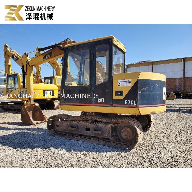 Jepang Digunakan CAT E70B Excavator Hydraulic Pump Final Drive di Shanghai di Kompetisi