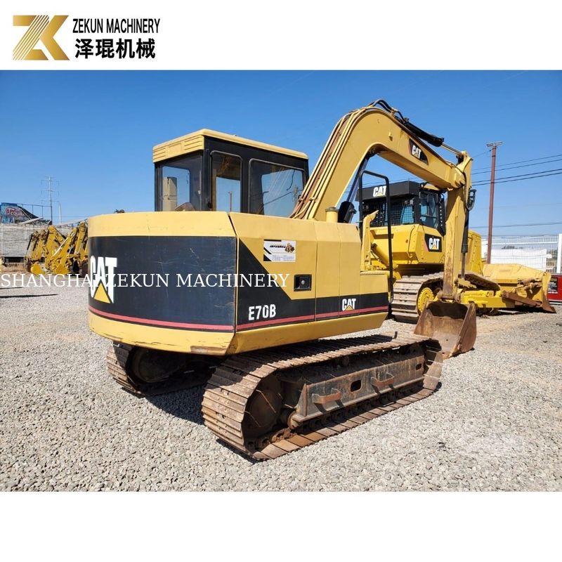 Jepang Digunakan CAT E70B Excavator Hydraulic Pump Final Drive di Shanghai di Kompetisi