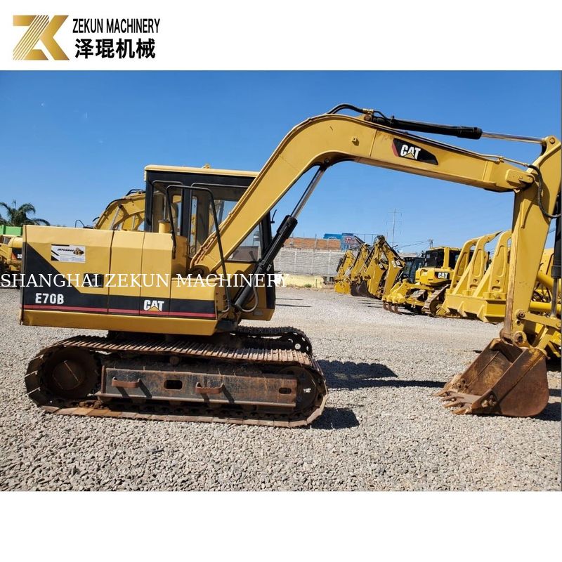Jepang Digunakan CAT E70B Excavator Hydraulic Pump Final Drive di Shanghai di Kompetisi