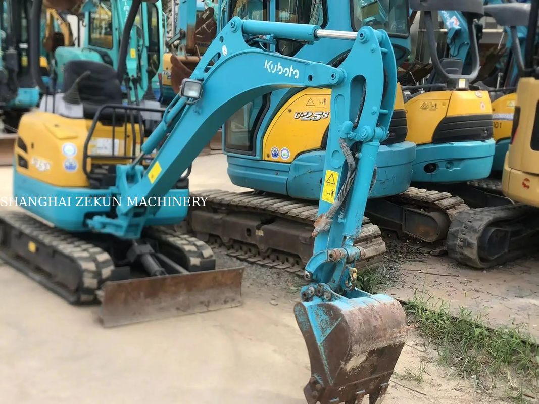 CE EPA/Euro V Sertifikasi 0.8t-2T Digunakan Excavator Kecil Dengan Silinder Hidraulik Lainnya