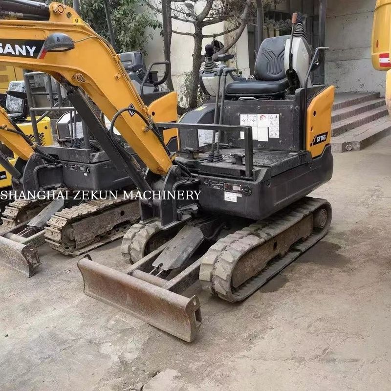 10.3KW Sany SY16C 1.6Ton Mini Excavator Dengan Ban Karet Dan Pompa Hidraulik Asli