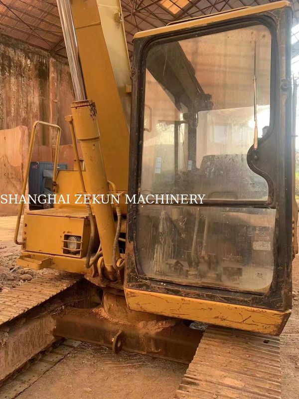 Digunakan CAT E70B Excavator di Jepang dengan ukuran Mini Excavator dan Original Jepang Engine