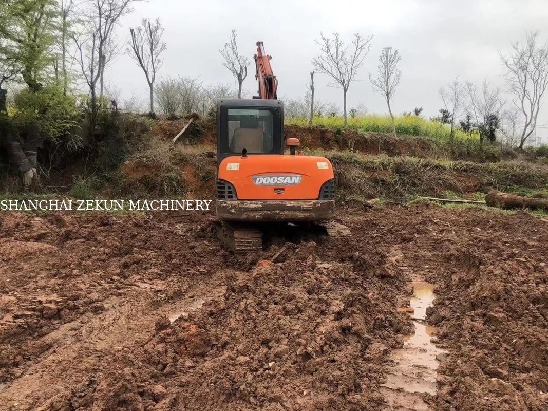 2010 EX60 bekas Mini Excavator 38.1kw Dengan katup hidraulik asli
