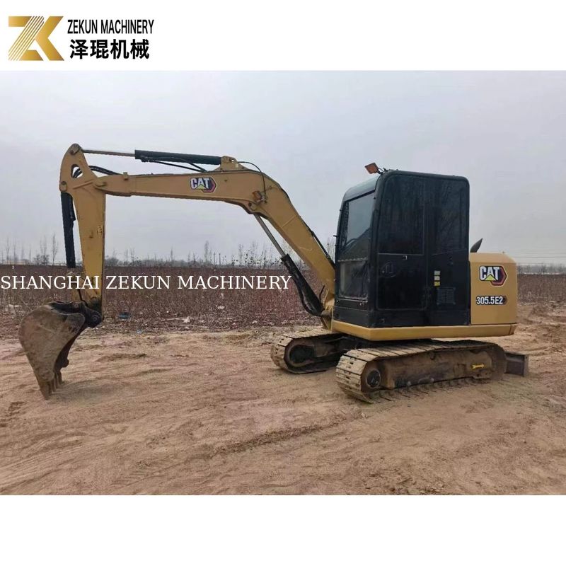CAT 305.5E2 Excavator Crawler Digunakan 5,5 Ton dengan Jari Hidraulik dari Caterpillar