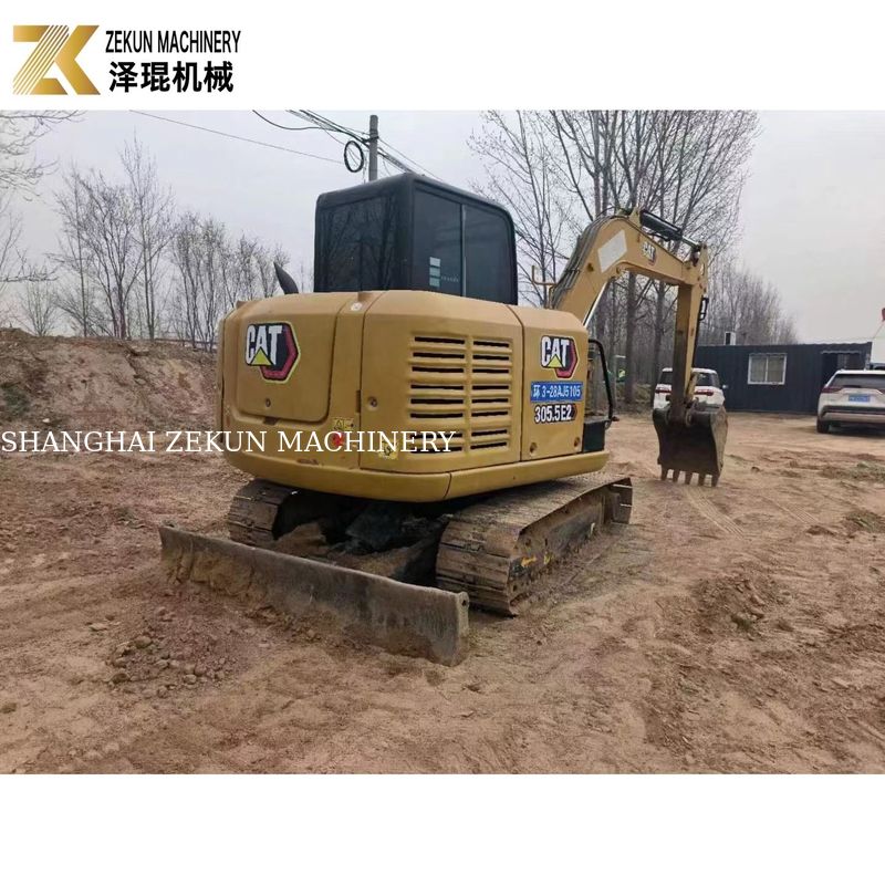CAT 305.5E2 Excavator Crawler Digunakan 5,5 Ton dengan Jari Hidraulik dari Caterpillar