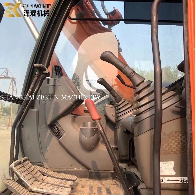 Digunakan Hitachi ZX75 Mini Excavator ZX75US ZX75US-3 oleh Pemilik Original katup hidrolik