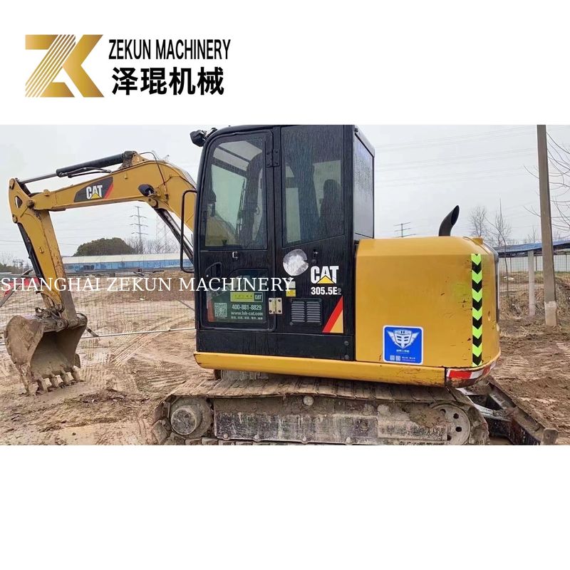 Digunakan CAT 305.5E2 Mini Excavator Ditelusuri 305.5 5380 KG Mesin Berat 32KW Daya
