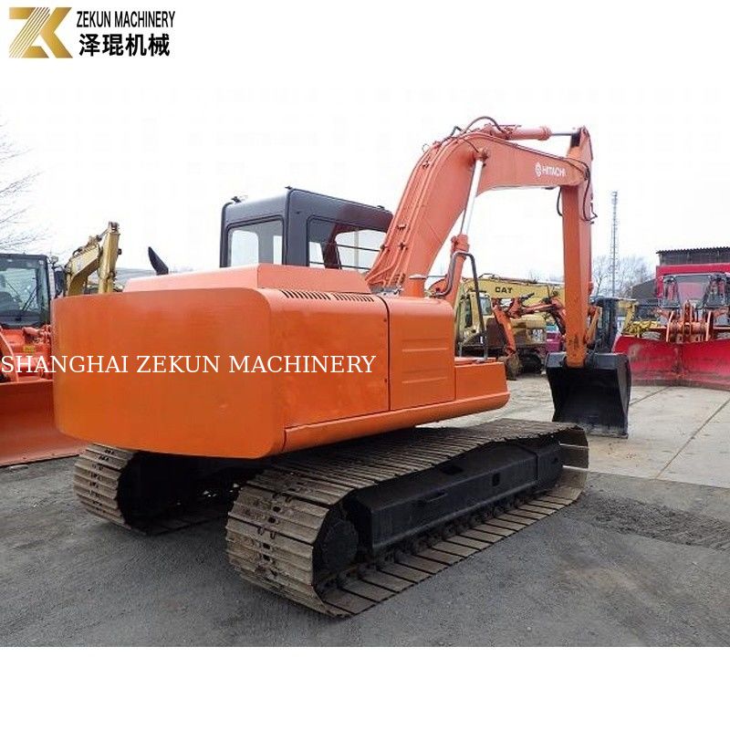 Hitachi EX120-1 Excavator untuk Crawler Running dalam Pembangunan Jalan Dibuat di Jepang