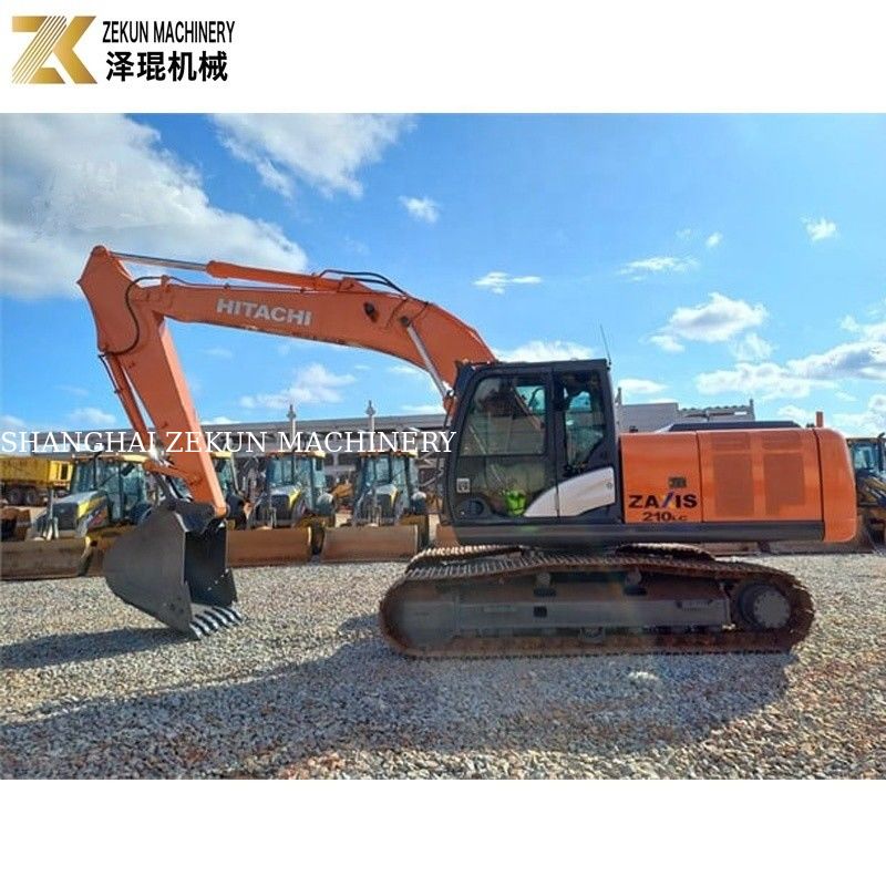 Hitachi ZX210 Excavator ZX210LC-3 dengan 2001-4000 jam kerja dalam kondisi baik
