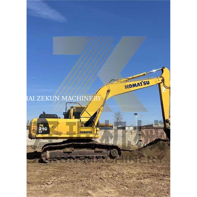 Komatsu PC210-8 PC210-8M0 21 Ton Excavator di Shanghai dengan 4001-6000 Jam Kerja