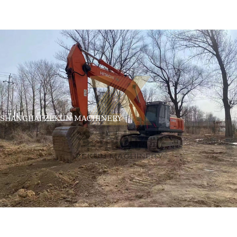 Digunakan Hitachi ZX350-3G Excavator dengan kapasitas ember 1,5 m3 dalam kondisi yang sangat baik