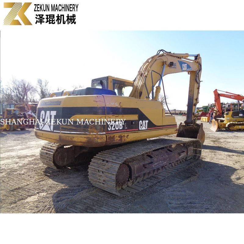 Penggalian Bumi Dimungkinkan Dengan CAT 320 BL Excavator dan 97kw Caterpillar Engine