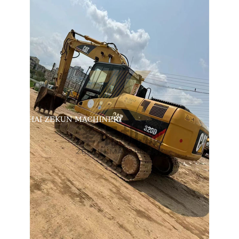 Tahun 2015 Second Hand Shantui Kato Excavator 320D di Shanghai Pompa Hidraulik Lainnya