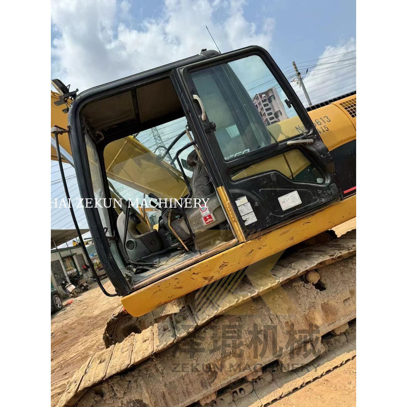 Tahun 2015 Second Hand Shantui Kato Excavator 320D di Shanghai Pompa Hidraulik Lainnya