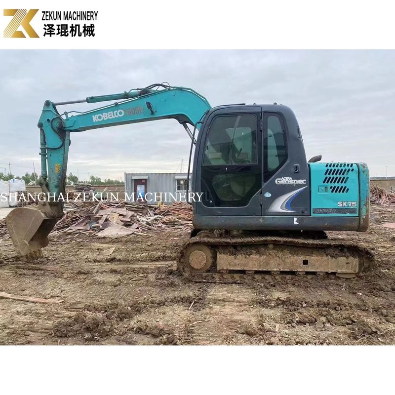 2017 Bekas Kobelco SK75-8 7.5 Ton Excavator Jepang Desain Asli