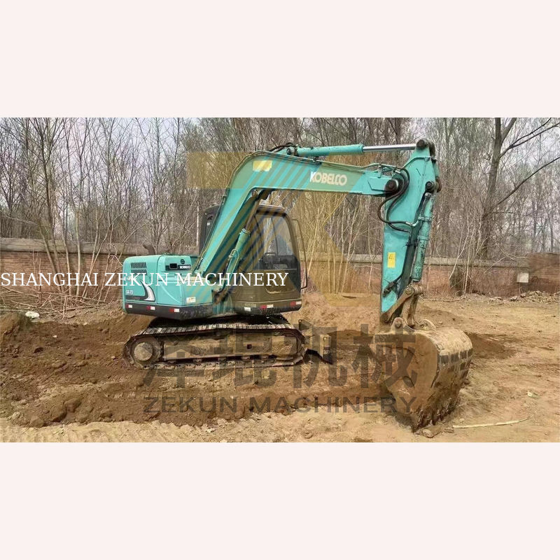 4001-6000 Jam Kerja Digunakan Kobelco SK75-8 SR Excavator untuk di Lelang Shanghai