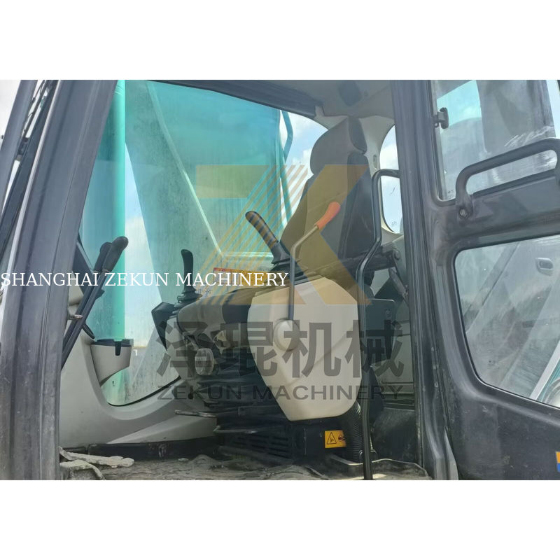 Kondisi baik Kobelco SK350LC 8 Excavator dengan kapasitas ember 1,6 m3 dan mesin HINO
