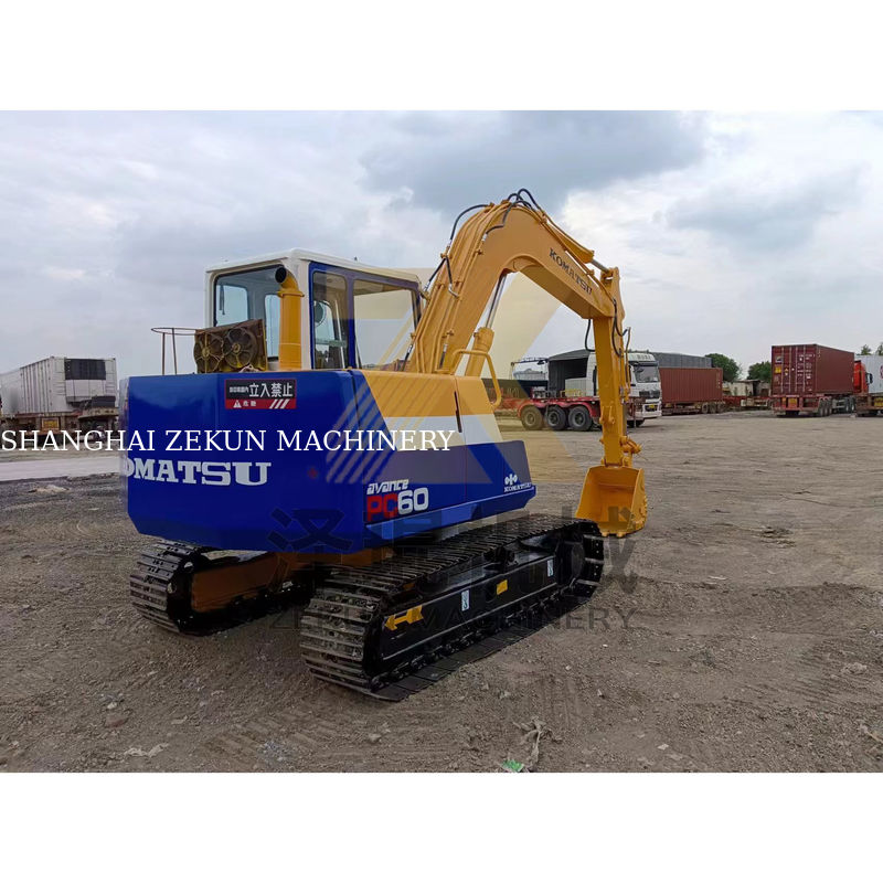 Digunakan Komatsu PC60-5 Excavator di Baik dengan Silinder Hidraulik Lainnya dan pada tahun 2022