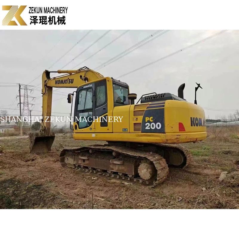 Digunakan Komatsu PC200-8MO Crawler Excavator 2001-4000 Jam Medium Size