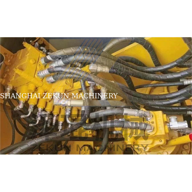 Penggali Komatsu bekas PC120-6 PC130-7 PC128 13 Ton 12600 KG di Shanghai