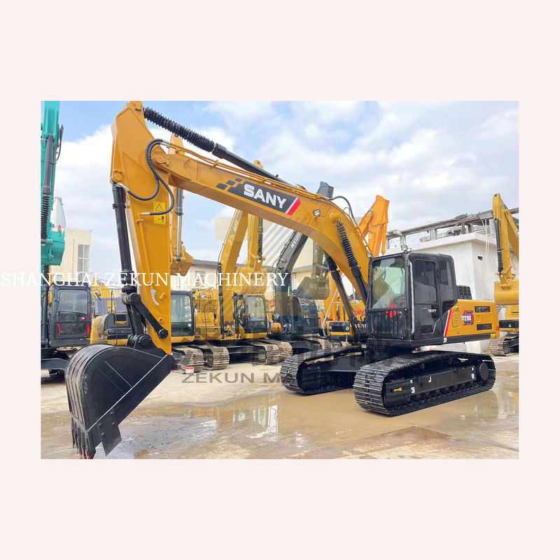 Sany sy215c excavator dalam kondisi baik dengan jam kerja rendah dan mesin pada tahun 2023