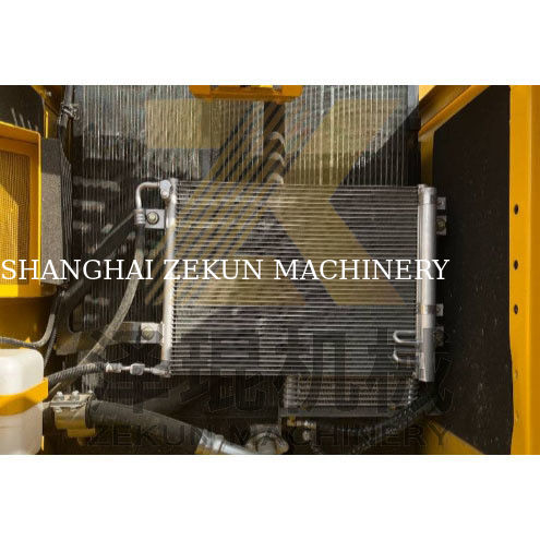 Komatsu PC220-8 PC220-6 PC220-8MO PC220-7 Excavator dengan Kapasitas Ember 1.2M3 Klep Hidraulik Lainnya