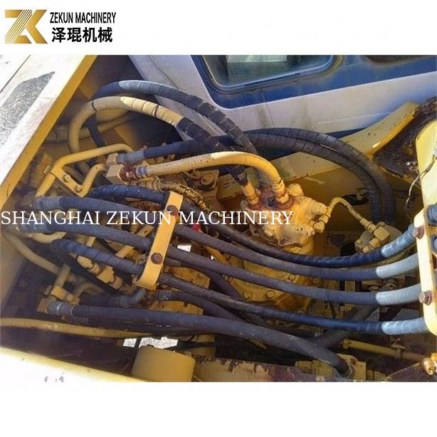 Penggali hidraulik kecil dengan berat 12800 KG Komatsu PC 120-5 dalam kondisi baik