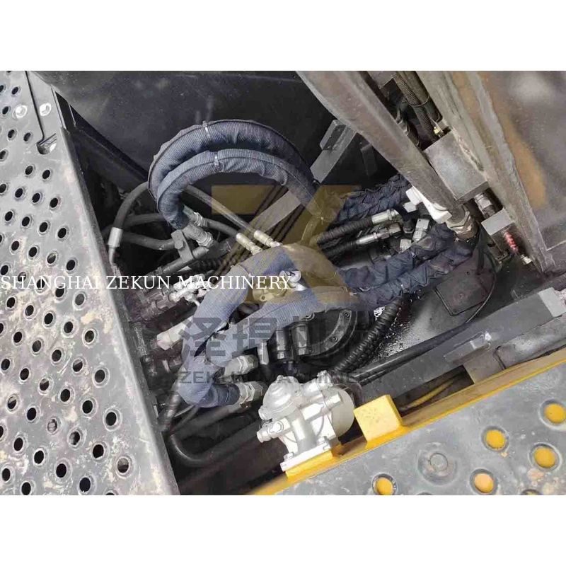 Pompa hidraulik lainnya EC140 Excavator Kondisi baik dan dengan berat mesin 15870 KG