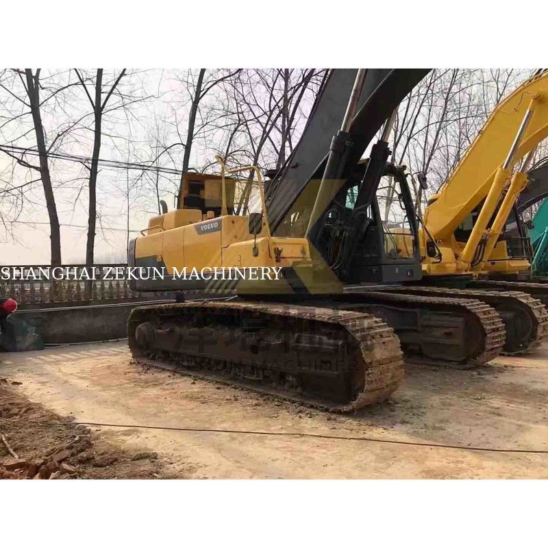 Ekskavator Volvo Ec480dl bekas dengan 4600 jam kerja dan Silinder Hidraulik Lainnya