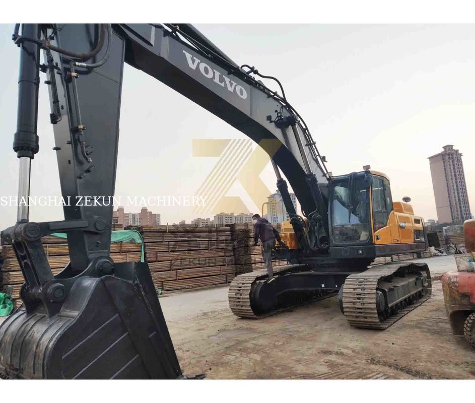 Digunakan VOLVO EC480DL Excavator 270KW Kekuatan dan 1.77 3.8 m3 Ember Kapasitas