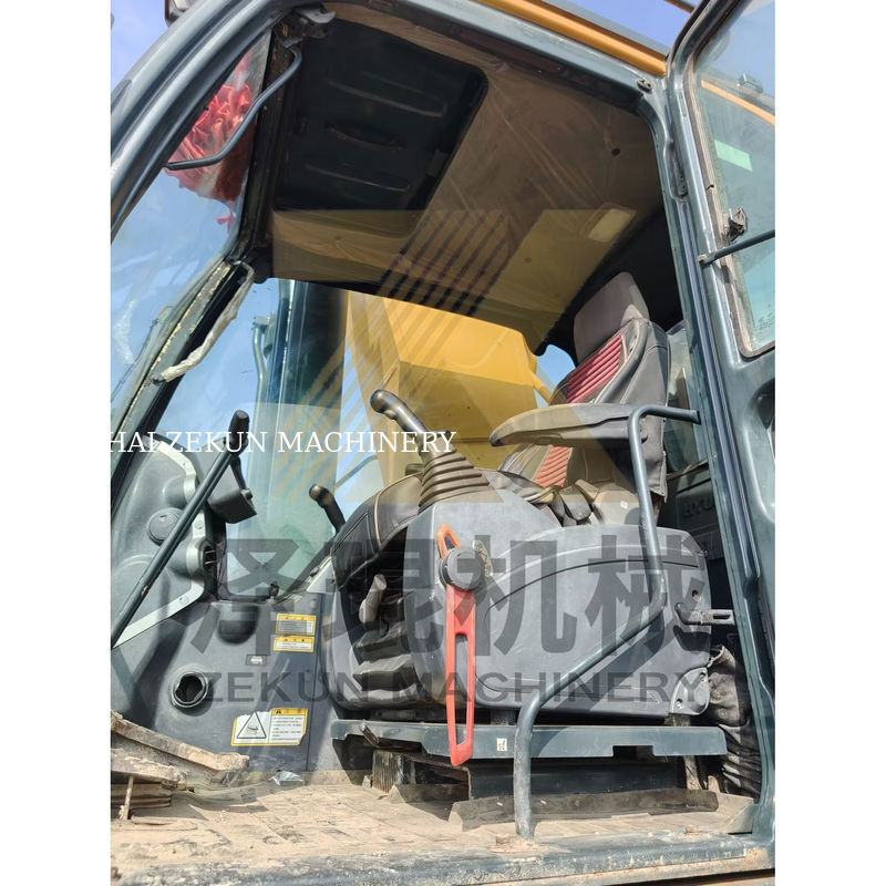 Kondisi yang sangat baik Hyundai R520 Excavator dengan kapasitas ember 3M3 dan daya 266KW di pasar panas