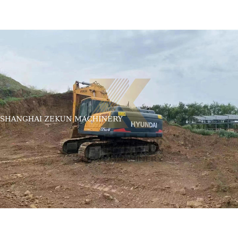 Digunakan HYUNDAI 225LC-9S Excavator 112KW Daya Asli Stok di Korea
