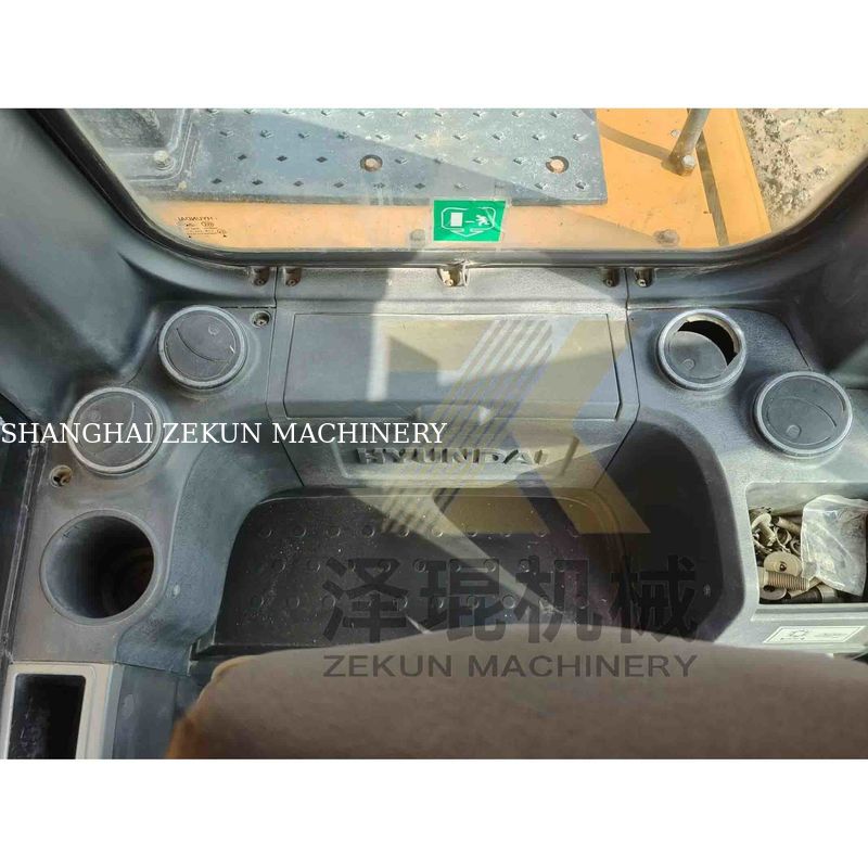 Digunakan Hyundai 520-9VS 52Ton Excavator dengan mesin Cummins dan pompa asli