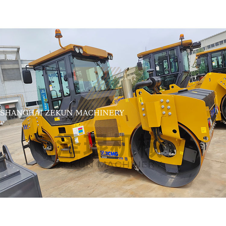 8ton XCMG XD83 Double Drum Roller EU Stage II Peralatan Pembangunan Jalan