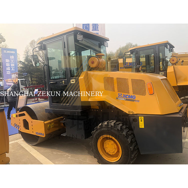 Digunakan XCMG XS400J 4T Roller Single Drum Konstruksi Jalan Tahap III