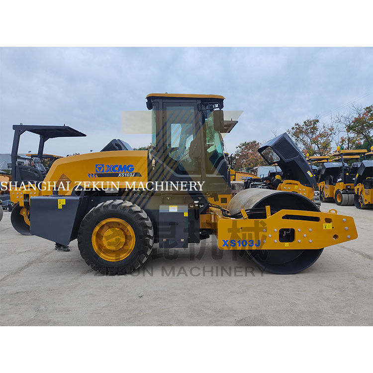 Digunakan XCMG XS103J Roller 10T drum tunggal Tahap III pekerjaan jalan