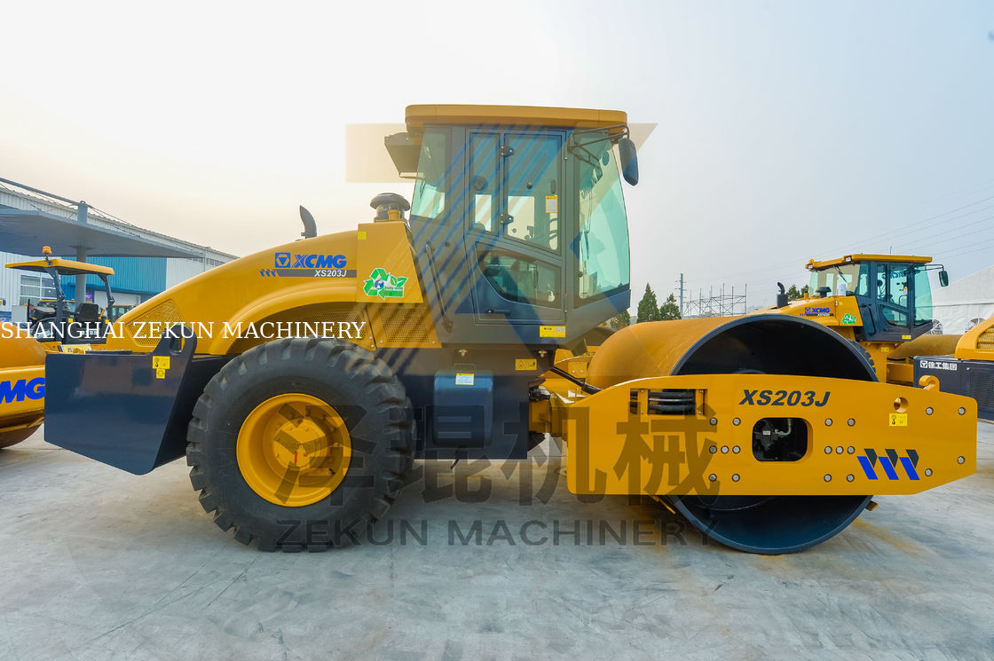 20ton XCMG XS203J Single Drum Vibratory Roller China Tahap II