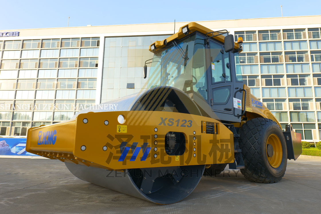 12ton XCMG XS123 Heavy Duty Vibratory Roller China Tahap III Peralatan Pembangunan Jalan