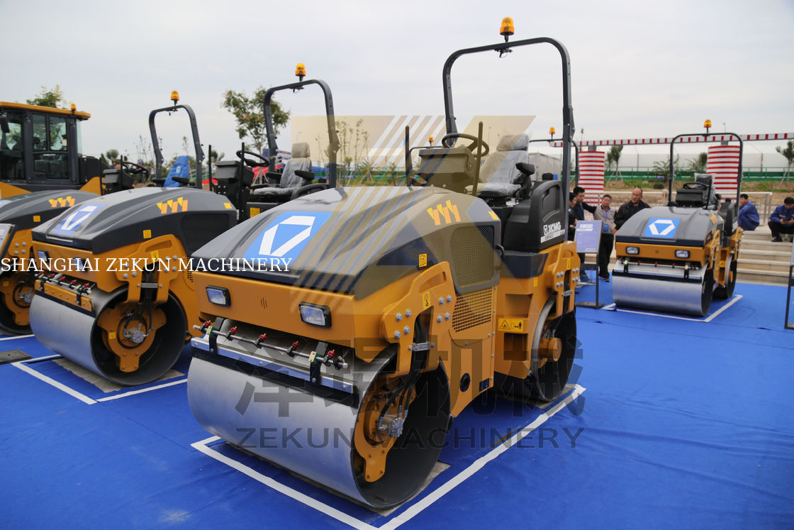 4ton XCMG XMR403 ringan Vibratory Roller China Tahap III