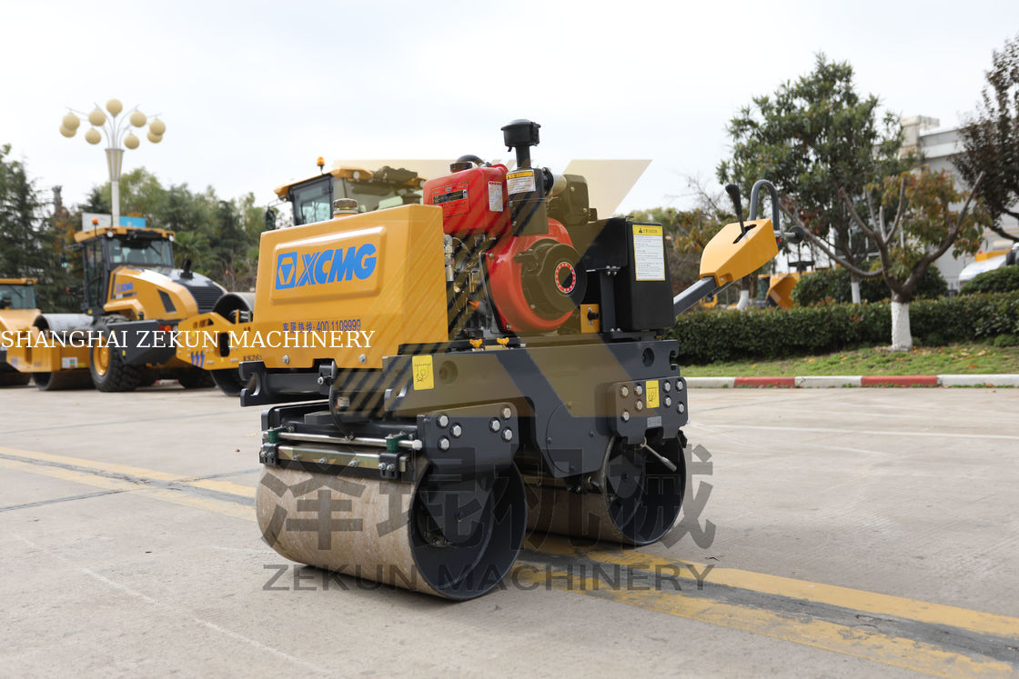 0.8ton XCMG XMR083 ringan Vibratory Roller China Tahap II