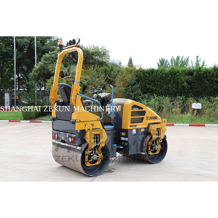 Digunakan XCMG XD120 Roller 2.8T tahap V konstruksi jalan