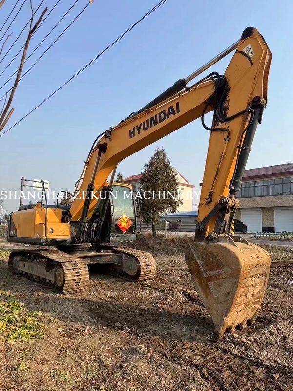 2018 R215VS Excavator 3 800 Jam Kerja Sempurna untuk Pekerjaan Berat