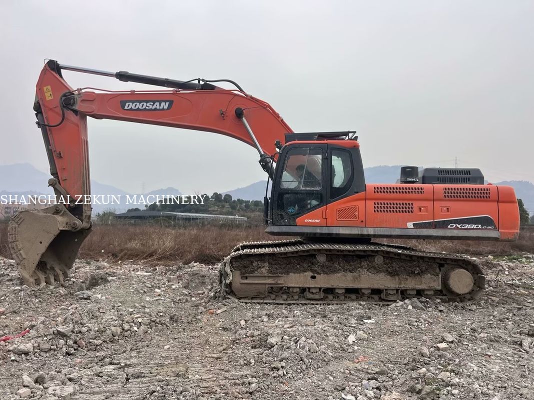 Digunakan 2020 Doosan DX380 Excavator Dengan 4 816 Jam Kerja Dalam Kondisi Baik
