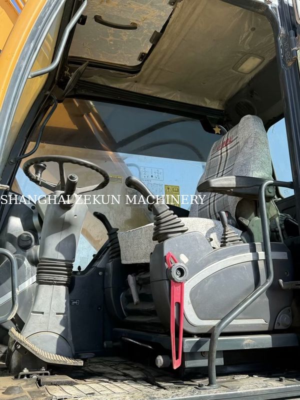2014 Hyundai R210W-9 21 Ton Wheel Excavator Sempurna untuk Proyek Konstruksi