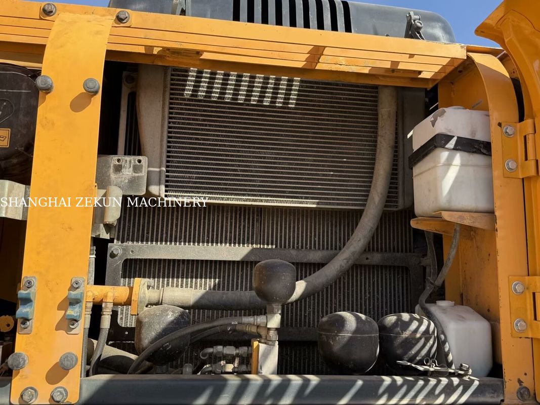 2014 Hyundai R210W-9 21 Ton Wheel Excavator Sempurna untuk Proyek Konstruksi