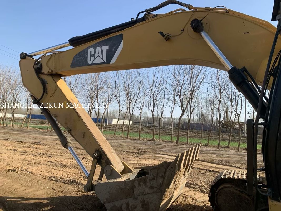 2020 Cat 320D2L Excavator 21 Ton Unit 5238 Jam Untuk Proyek Tugas Berat