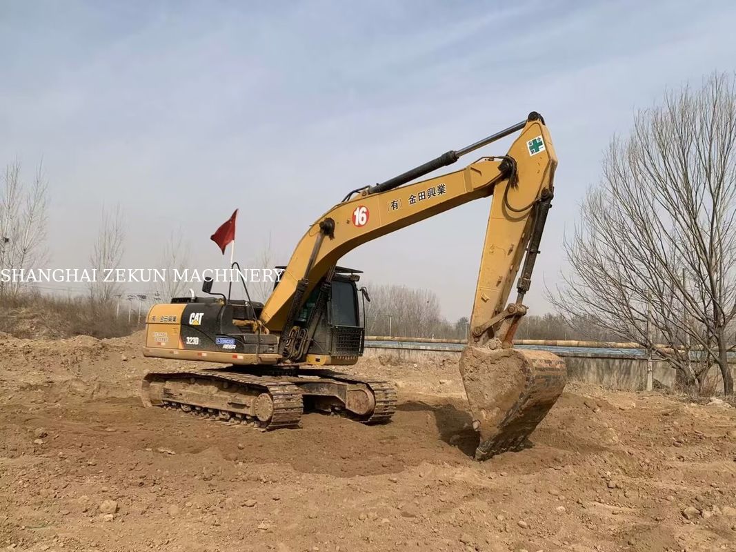 Serbaguna 2020 Cat 323D2 Excavator 23 Ton 4877 Jam Untuk Berbagai Aplikasi