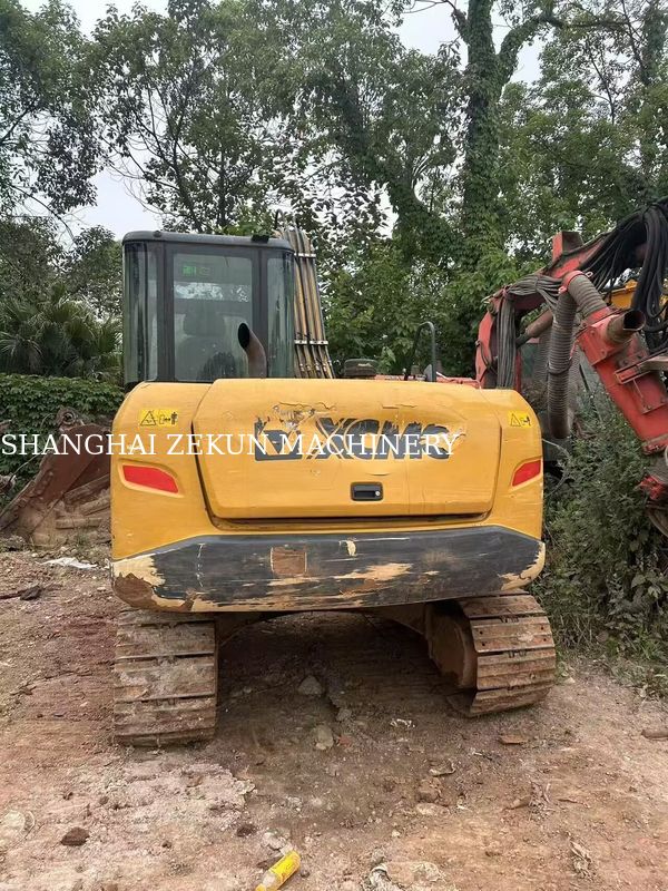 2021 XCMG XE75DA Hydraulic Crawler Excavator Kelas 7,5 Ton Dengan Pemecah Dan Attachment Grip