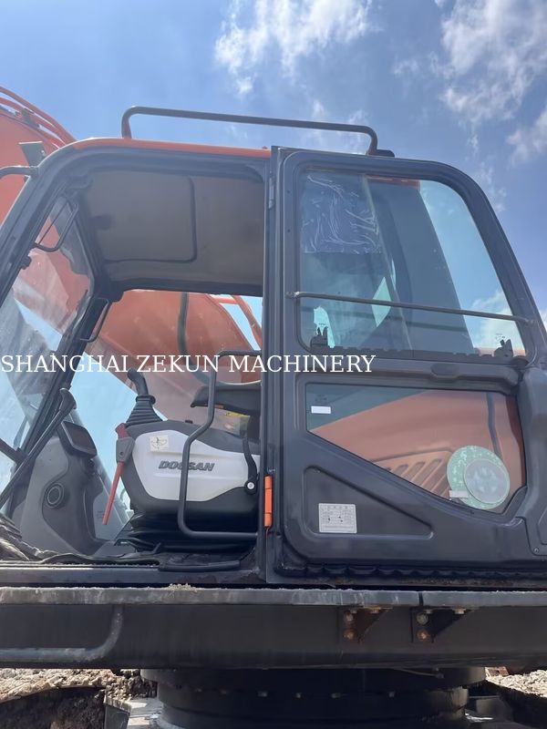 Ekskavator Doosan DX500LC-9C Bekas 800 Rpm Tenaga Kuda Dan Tinggi Penggalian Maksimum 11